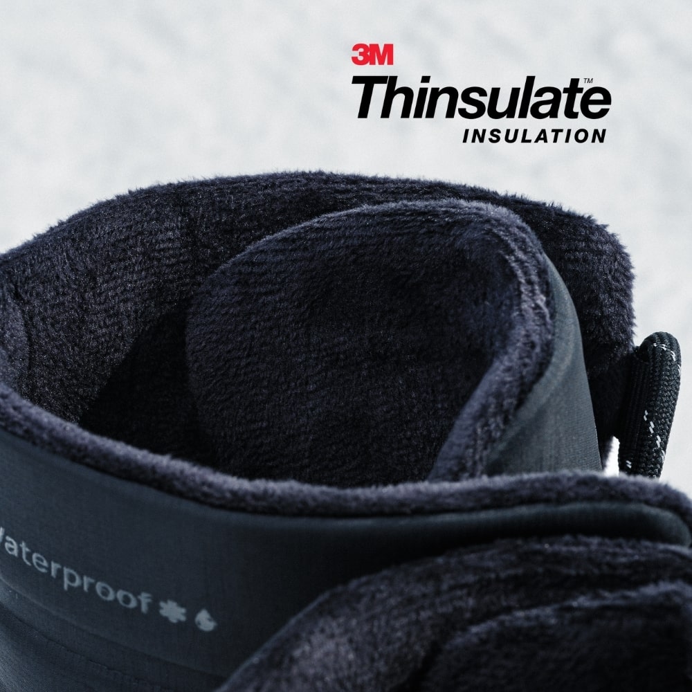 Close-up of boot with 3M Thinsulate Insulation logo.