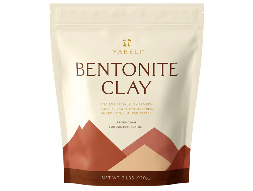 Bag of Yareli Bentonite Clay with mountain design and product details.