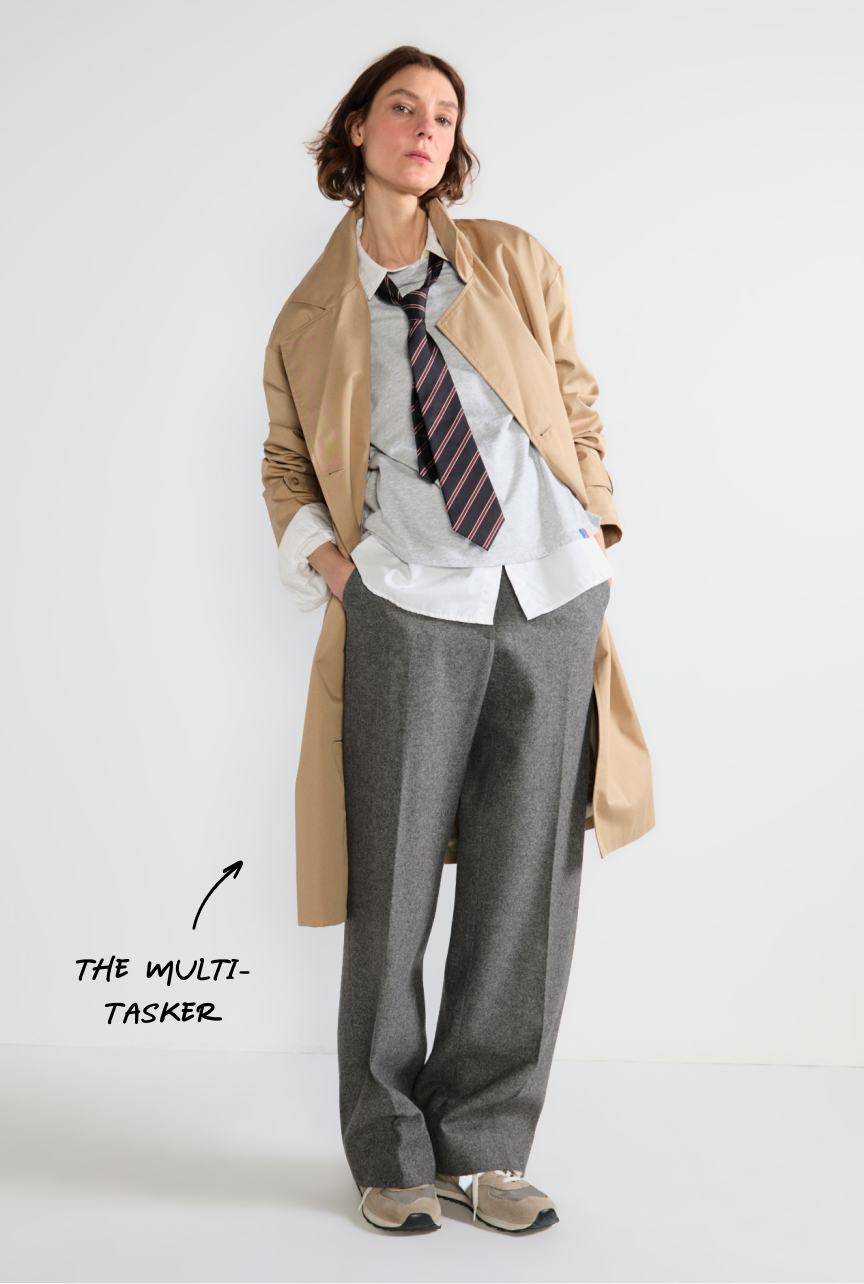 The multi-tasker, wearing the Modern Long in Heather Grey