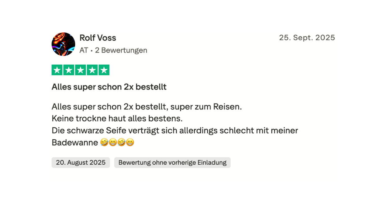 Screenshot of a positive product review with five stars and emojis.
