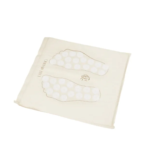 Beige mat with foot outlines and dotted patterns labeled 'Easy Healing'.