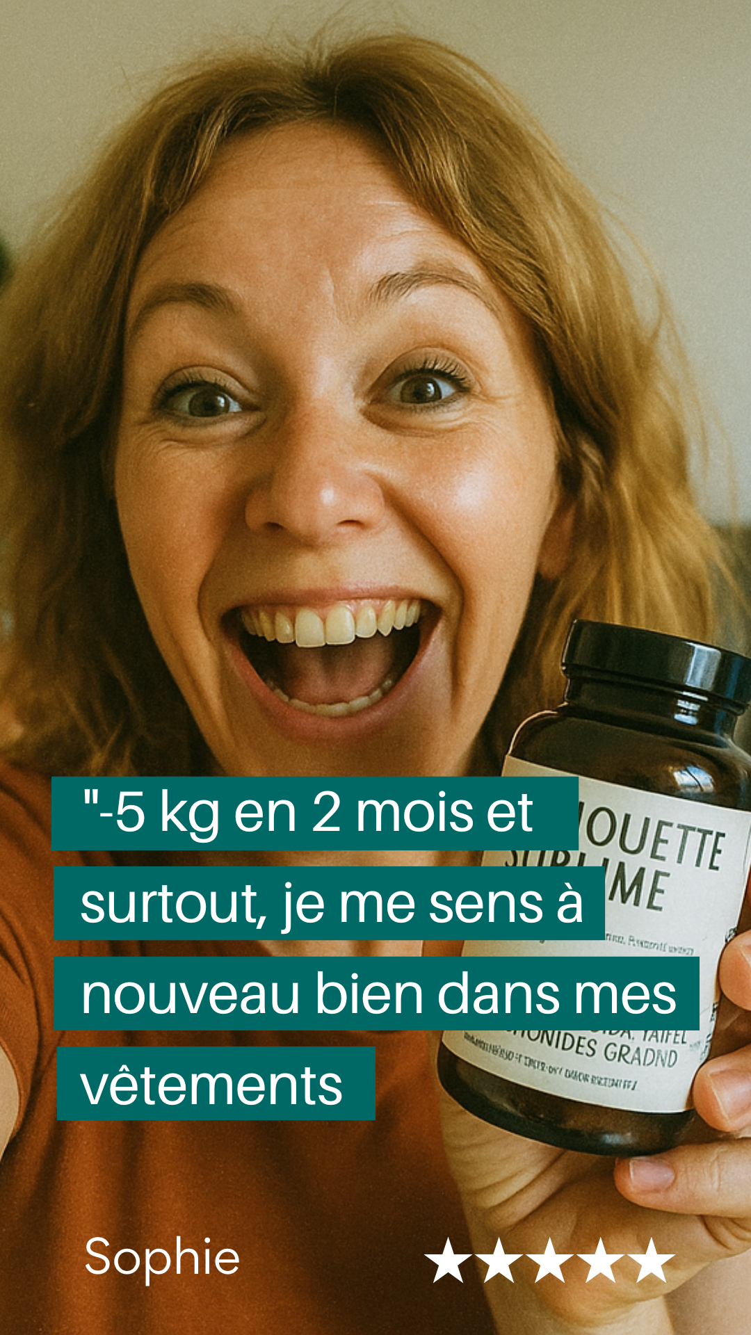 Smiling person holding a bottle with text overlay in French and star rating below.