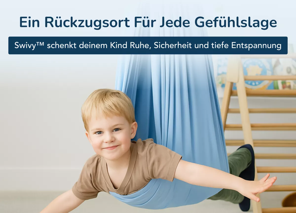Child smiling in a blue hammock indoors with text in German above.