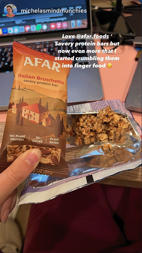 Afar bar in hand