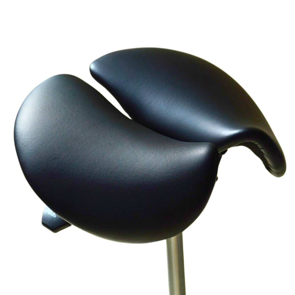 Black saddle chair seat on a metal pole.