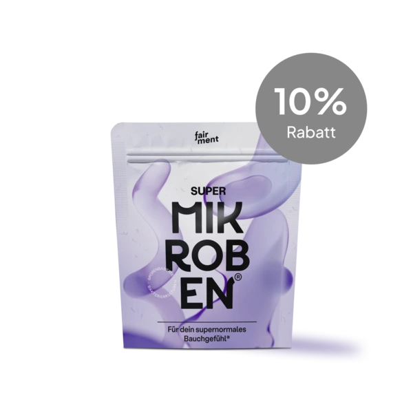 Product packaging with 'Super Mikroben' and a 10% discount label.