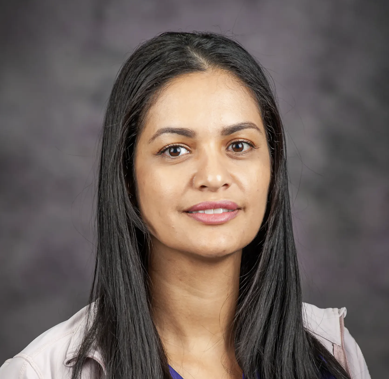 Dr. Amanda Nascimento, DVM