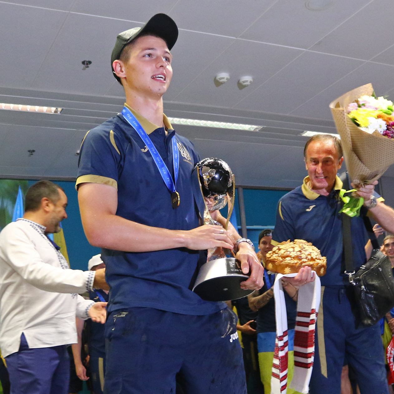 <h2 style='font-size: 20px;  font-weight: 500'> Watch Your Child Shine on Every Match Day</h3>