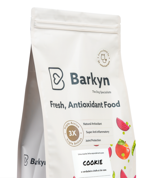 Ração fresca para cães sem grão com ingredientes funcionas