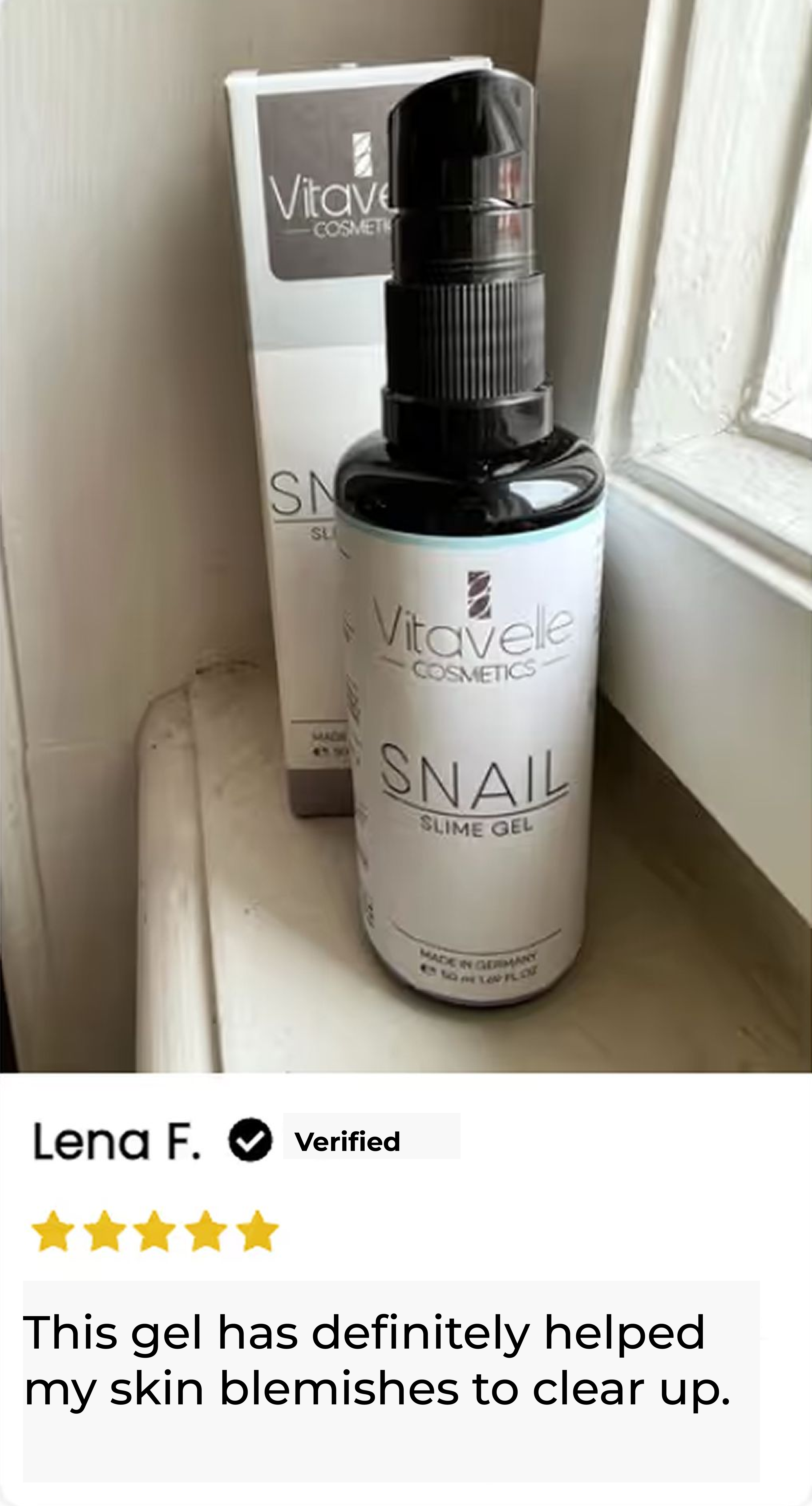 Bottle of snail slime gel with a customer review and 5-star rating.