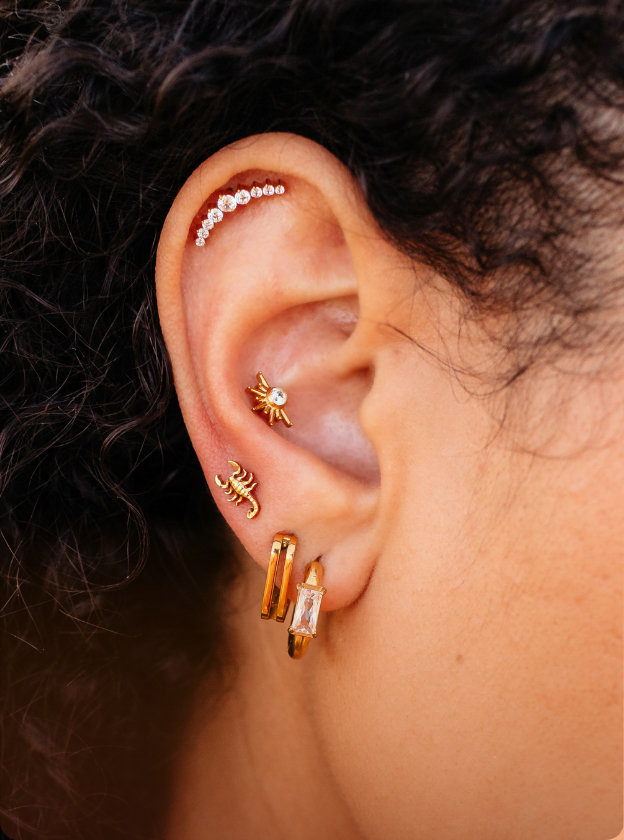 FLAT BACK STUDS