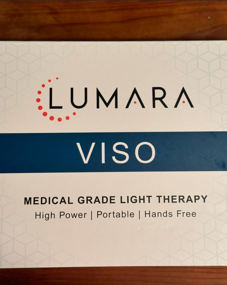 Box labeled 'Lumara Viso' for medical grade light therapy device.