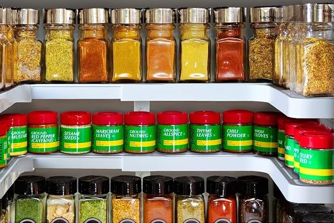 Spice jars organized on two levels with Spicy Shelf